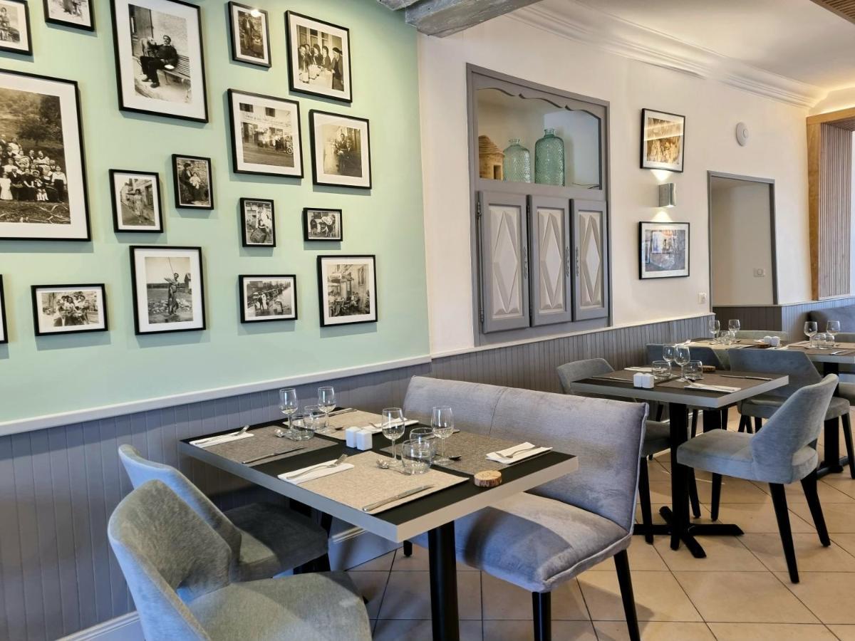 Logis Hotel Archambeau Thonac エクステリア 写真