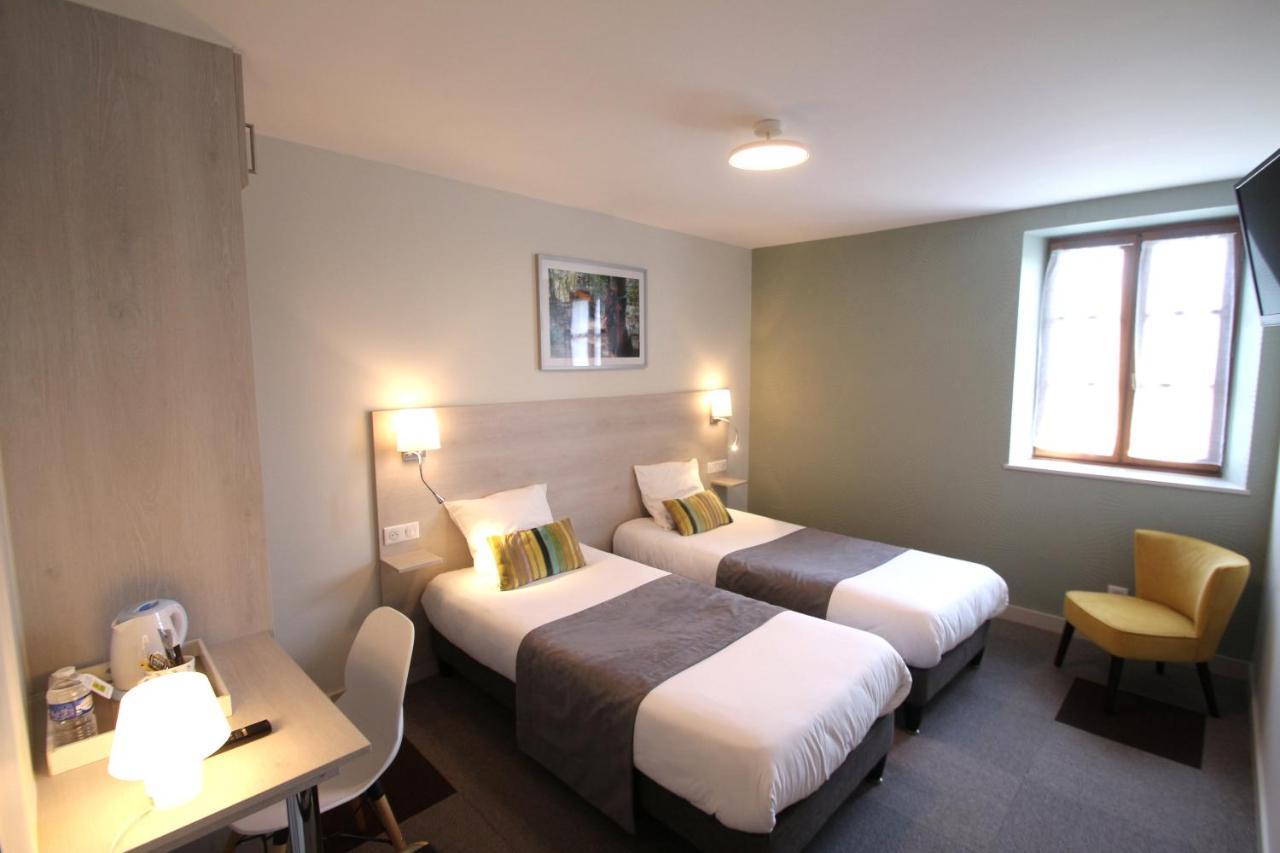 Logis Hotel Archambeau Thonac エクステリア 写真