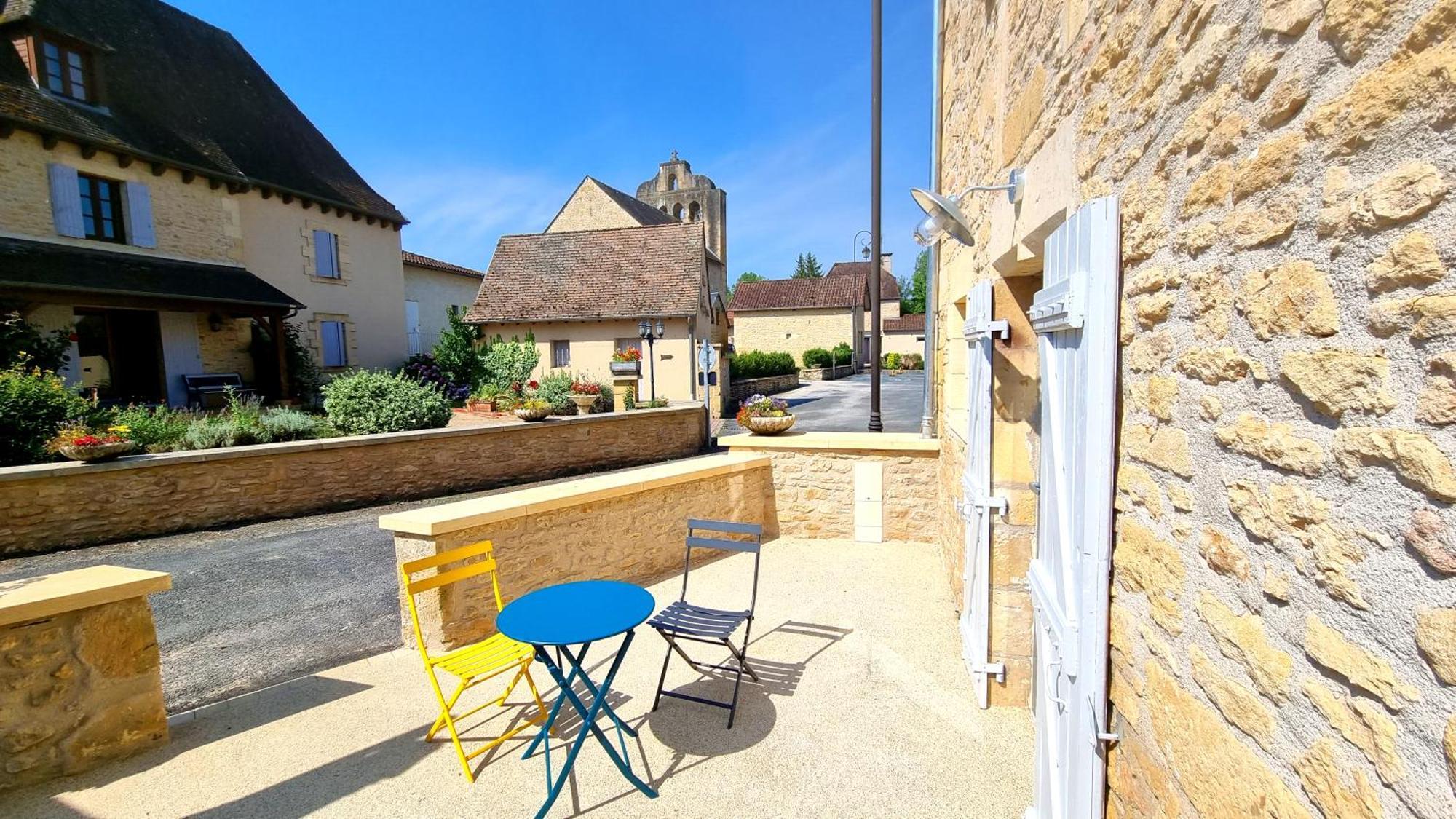 Logis Hotel Archambeau Thonac エクステリア 写真