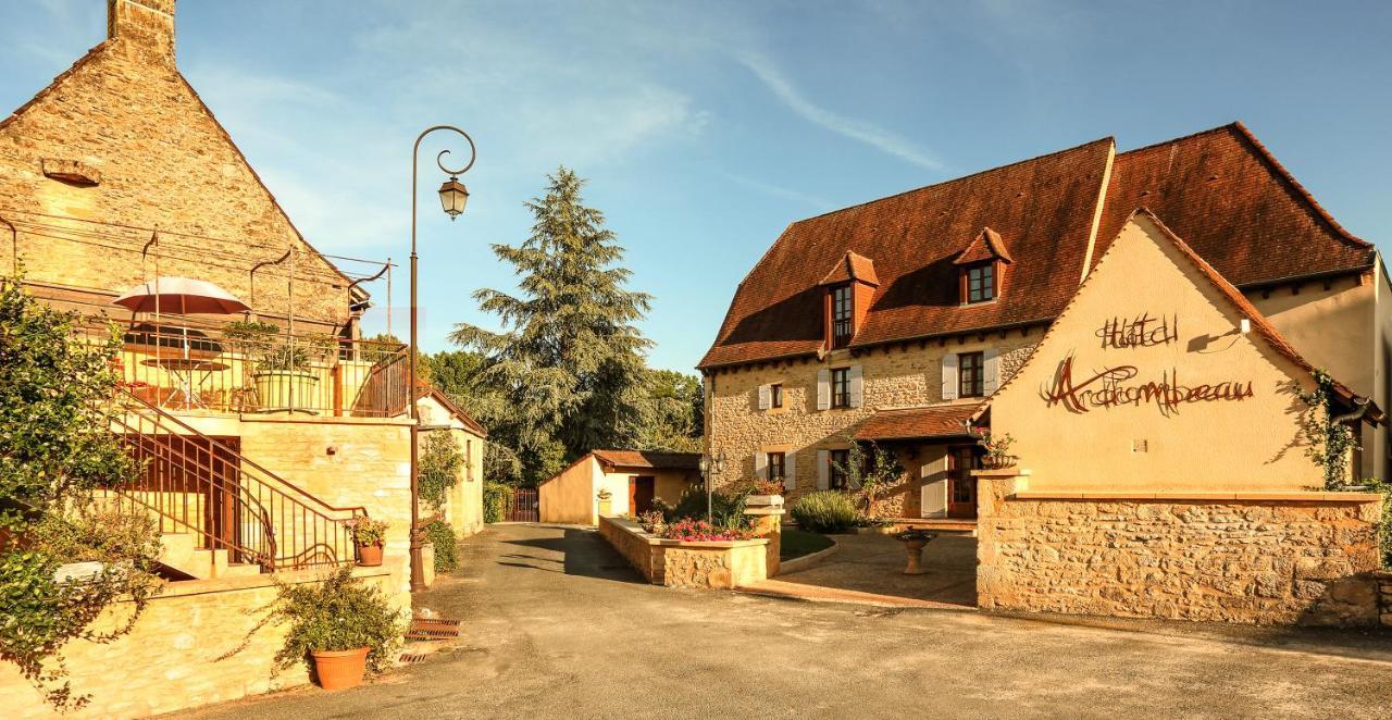 Logis Hotel Archambeau Thonac エクステリア 写真